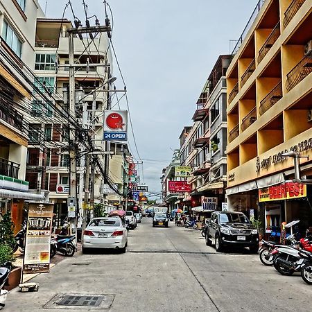 Lek Jomtien Hotel Kültér fotó