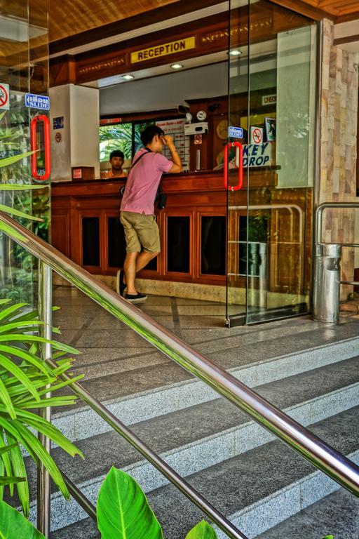 Lek Jomtien Hotel Kültér fotó